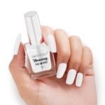 Swiss Beauty Stunning Nail Lacquer Matte Finish | Chip Resistant, Quick drying nail paint | Highly Pigmented with high shine Nail polish | Shade - Clear as Day, 10 ml - Fast Shipping to USA & Canada - Image 3