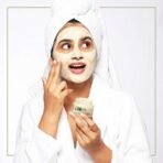 Plum Green Tea Clear Face Mask, 1 Count - Fast Shipping to USA & Canada - Image 4