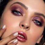 Fashion Colour Liquid Glow Setting Spray For Makeup Long Lasting (100ml) | Natural Dewy Finish | Keeps Makeup Intact | Hydrates, Soothes & Refreshes Skin | (MF09 C_100ML) - Fast Shipping to USA & Canada - Image 5