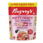 Bagrry's Healthy Crunch Nutty Fruity Muesli with Seeds, Nuts & Berries 1kg Pouch| 78% Fruit, Nuts,Grains & Seeds| No artificial colours - Fast Shipping to USA & Canada - Image 2
