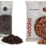 Vedaka Whole Black Cardamom, 100g & Amazon Brand - Vedaka Black Peppercorn (Kali Mirch), 100 g - Fast Shipping to USA & Canada