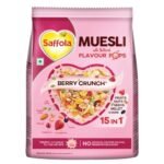 Saffola Muesli Berry Crunch with Flavour Pops, 185 gm | 15 in 1 Fruit and Nuts, Seeds, Millet & more | Cereals for breakfast rich in wholegrain, protein, fibre - Fast Shipping to USA & Canada