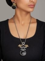 NAITRI | Handcrafted Traditional Necklace Set with Earrings - Fast Shipping to USA & Canada - Image 3