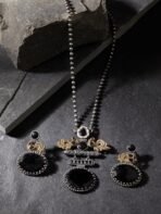 NAITRI | Handcrafted Traditional Necklace Set with Earrings - Fast Shipping to USA & Canada - Image 4