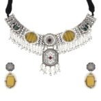 NAITRI | Handcrafted Traditional Necklace Set with Earrings - Fast Shipping to USA & Canada - Image 2