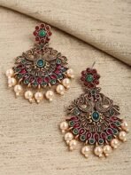 Karatcart Antique Gold Plated Red and Green Kundan Studded Dangler Earrings for Women - Fast Shipping to USA & Canada - Image 5