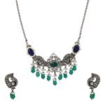 NAITRI | Handcrafted Traditional Necklace Set with Earrings - Fast Shipping to USA & Canada