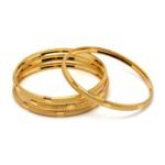 ZENEME Set Of 4 Gold-Plated Classic Textured Handcrafted Bangles - Fast Shipping to USA & Canada