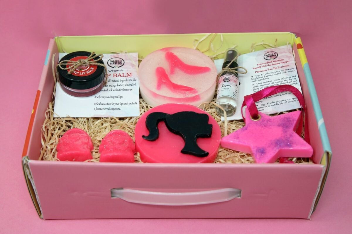 Sage & Herbs Pink Glam Favourites - Fast Shipping to USA & Canada - Image 2