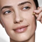 Oriflame Novage+ Intense Nourishing Facial Oil Capsules with Nutri6 Oil Complex and Vitamin E - Fast Shipping to USA & Canada - Image 7