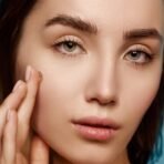 Focallure Blurmax Pore-Minimizing Primer #1 ? Smooths & Refines Skin Texture, Controls Oil, Long-Lasting Matte Finish, Lightweight, Minimizes Pores, Perfect Base for Flawless Makeup Application - Fast Shipping to USA & Canada - Image 4