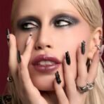 LAMEL FLAMY Sparkle Rush Extra Shine Eyeshadow for Women with Micro-Fne Glitter, Supercharged Color & Shimmery Fnish, Long Lasting, Easy to Blend & Crease-Proof Formula, 2g, Pack of 1 (?402 Glitch) - Fast Shipping to USA & Canada - Image 6