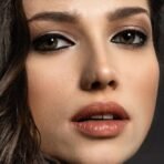 Lamel- Eye Pencil ?401-Black |Long lasting wear|Doesn?t crease| Easy blendable | soft creamy texture and ultra-pigmented | For more expressive eyes | Available in 4 flattering shades | 1.7 gm - Fast Shipping to USA & Canada - Image 4