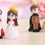 VRB Dec 2 Set Couples Miniature,Figurine,Statue for Valentine Gift, Home,Bedroom,Valentine,Gifts for Girlfriend, Living Room,Office,Restaurant Decor,Wedding,Showpiece,Gifts Figurines (Model 6) - Fast Shipping to USA & Canada
